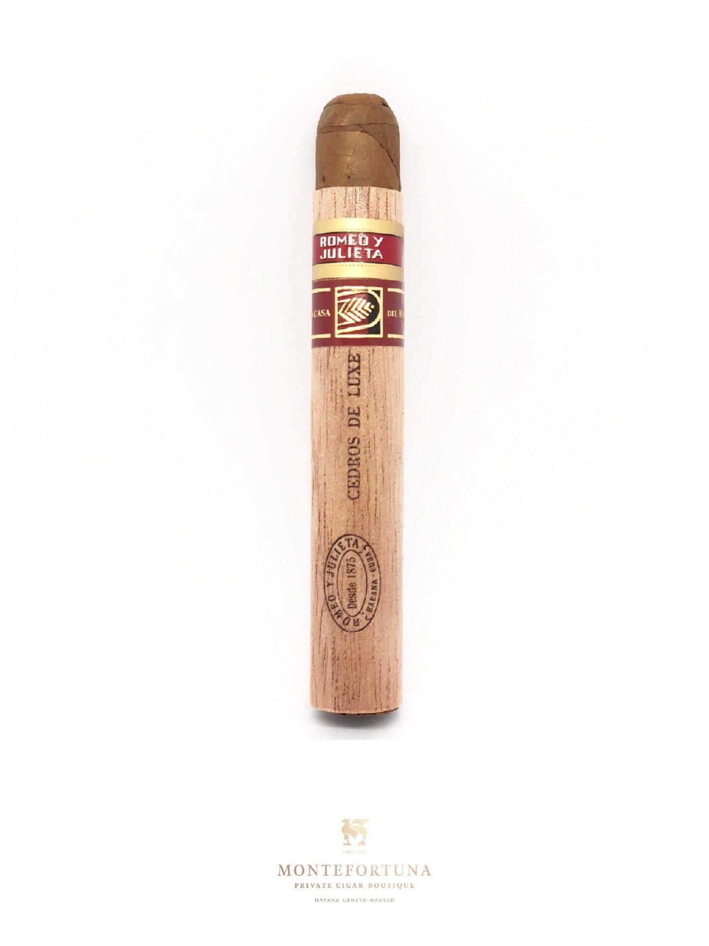 Romeo y Julieta Cedros Deluxe Montefortuna