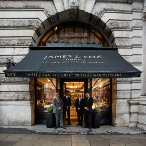 Read more about the article Where to Smoke Cigars in London: JJ Fox
