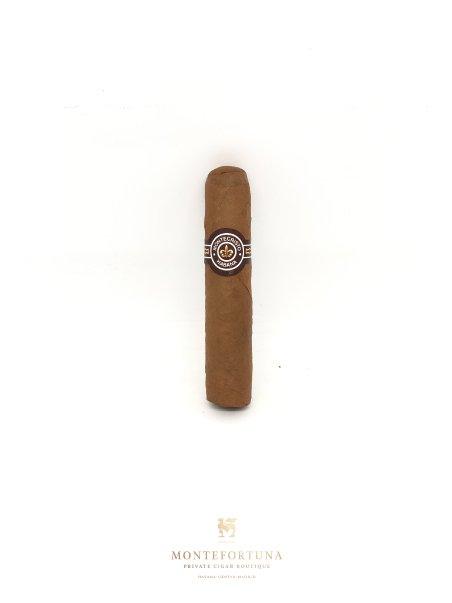 Montecristo Media Corona
