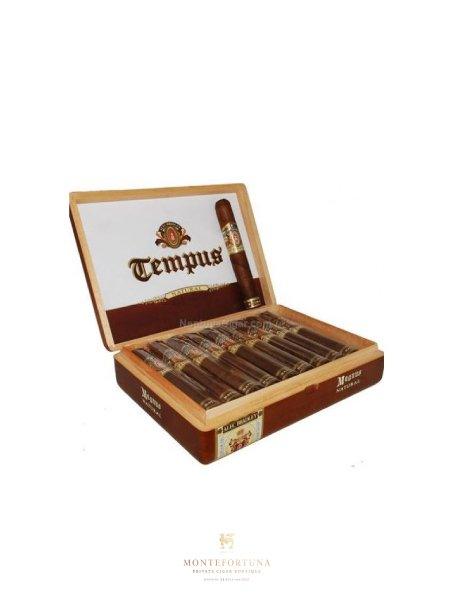 Alec Bradley Tempus Magnus