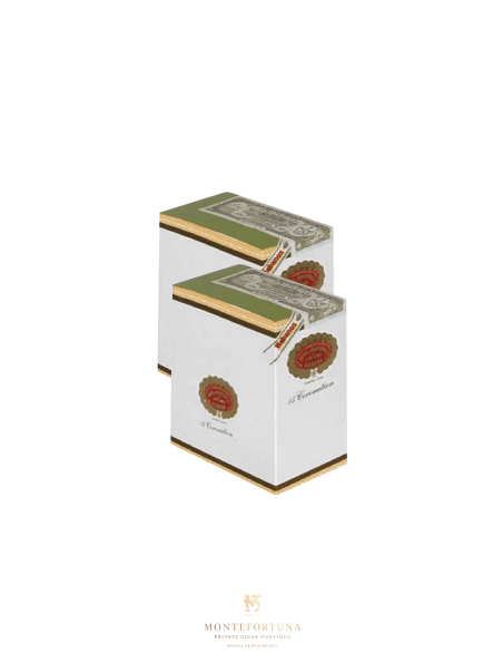 2 Boxes of 15 Hoyo de Monterrey Coronations