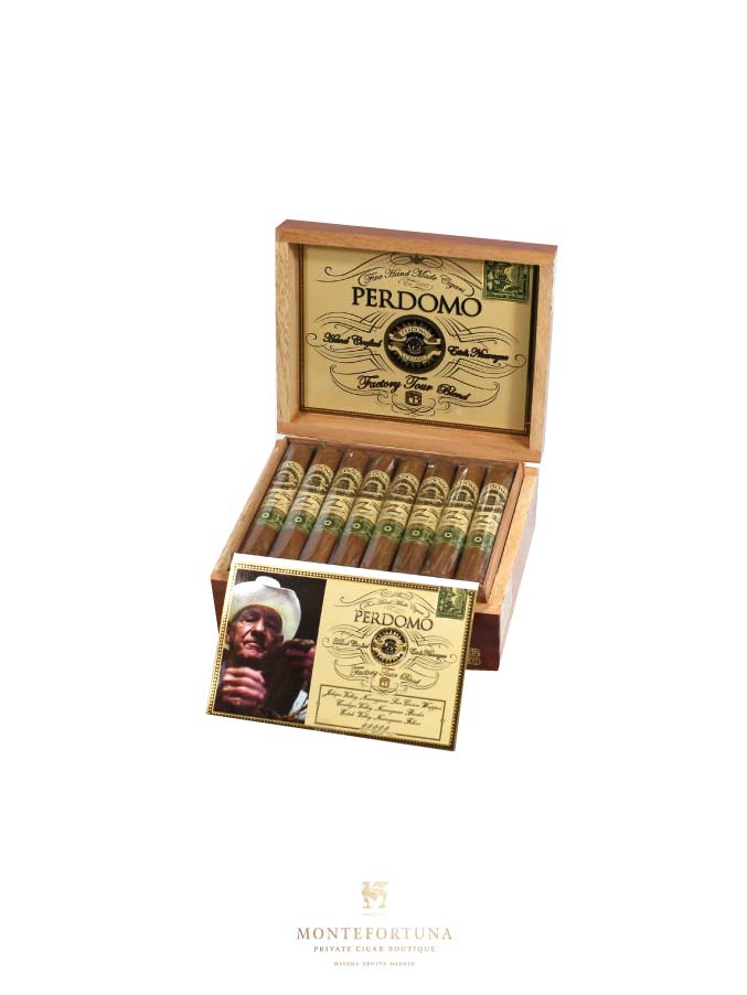 Perdomo Factory Tour Robusto Sungrown