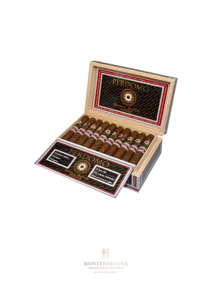 Perdomo Small Batch Maduro Half Corona